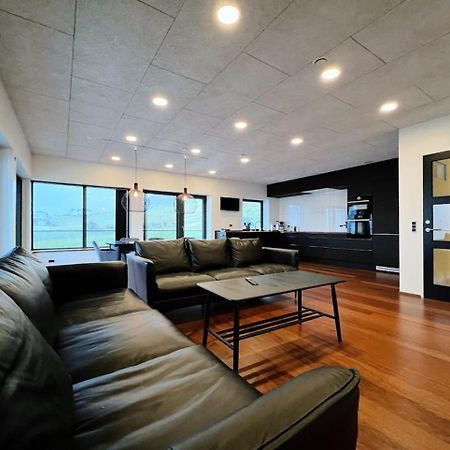 Stunning Ocean View Penthouse Apartment Oravik Esterno foto