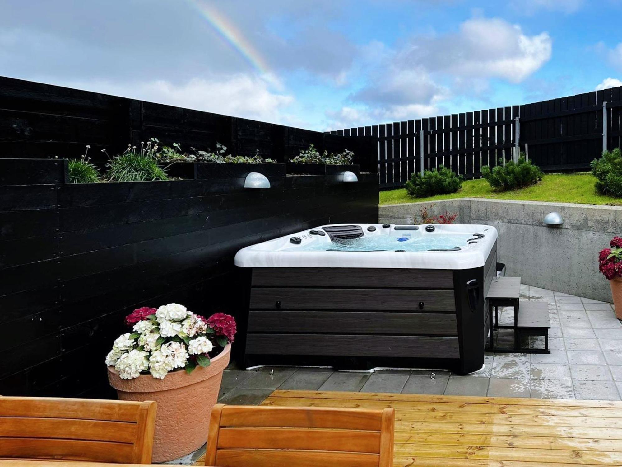 Stunning Ocean View Penthouse Apartment Oravik Esterno foto