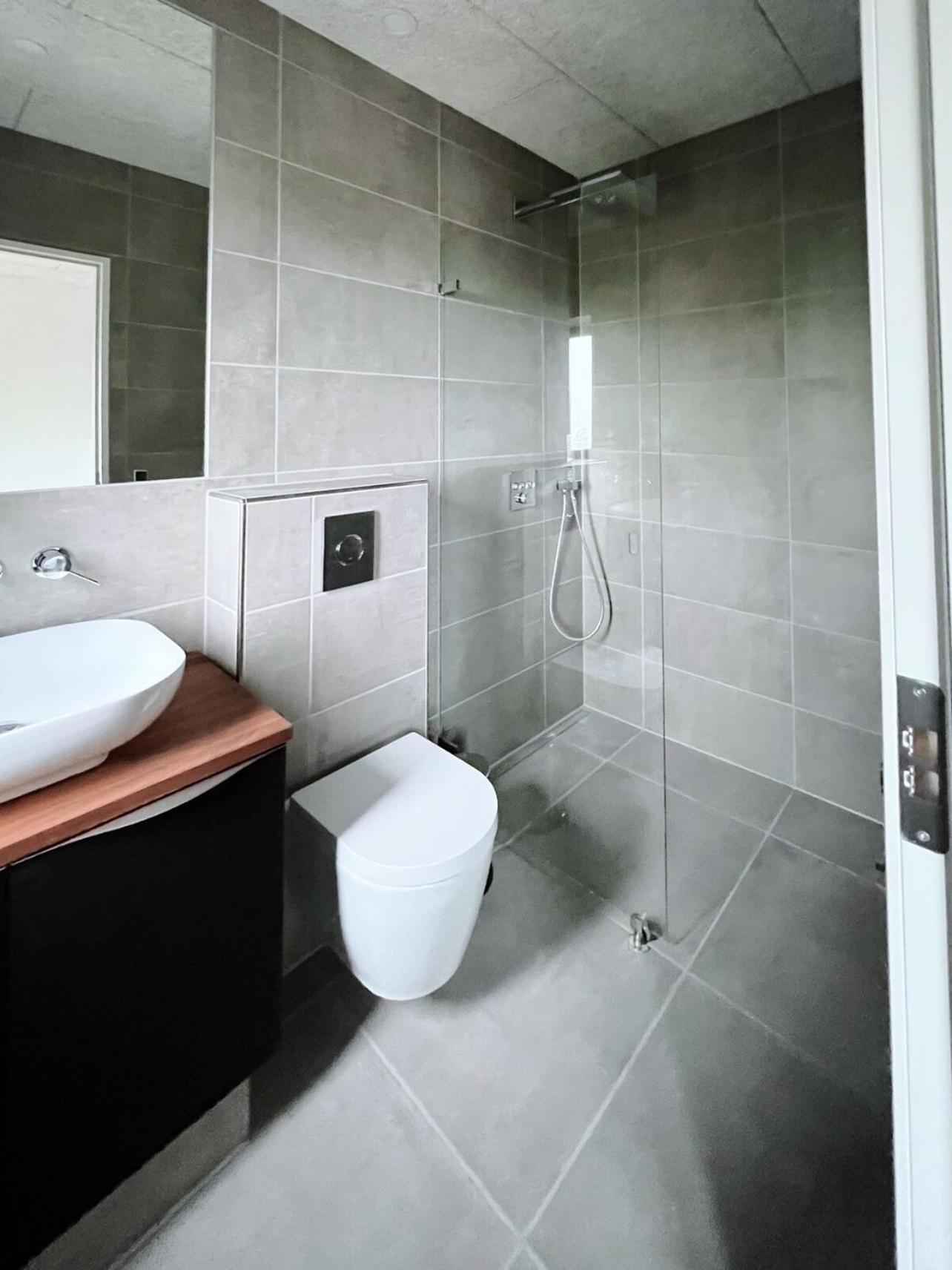 Stunning Ocean View Penthouse Apartment Oravik Esterno foto
